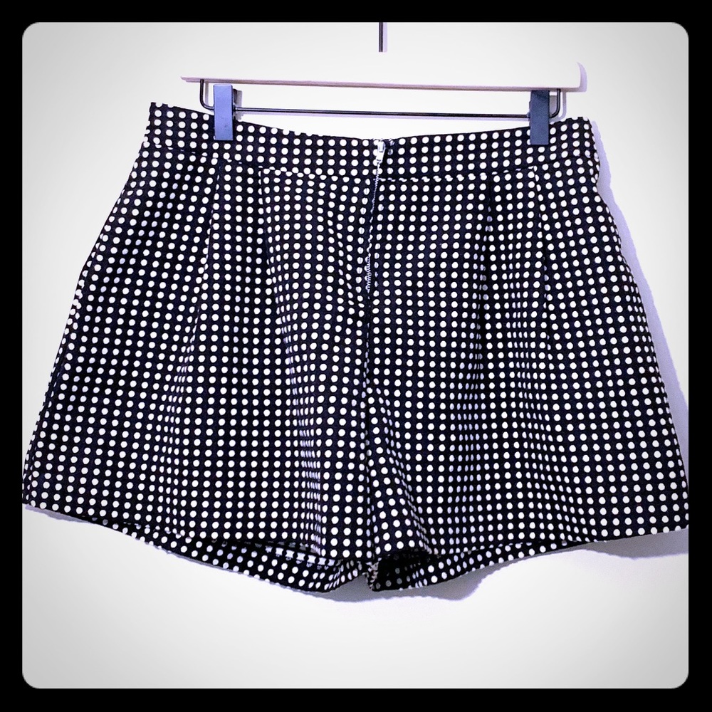 do & be Shorts